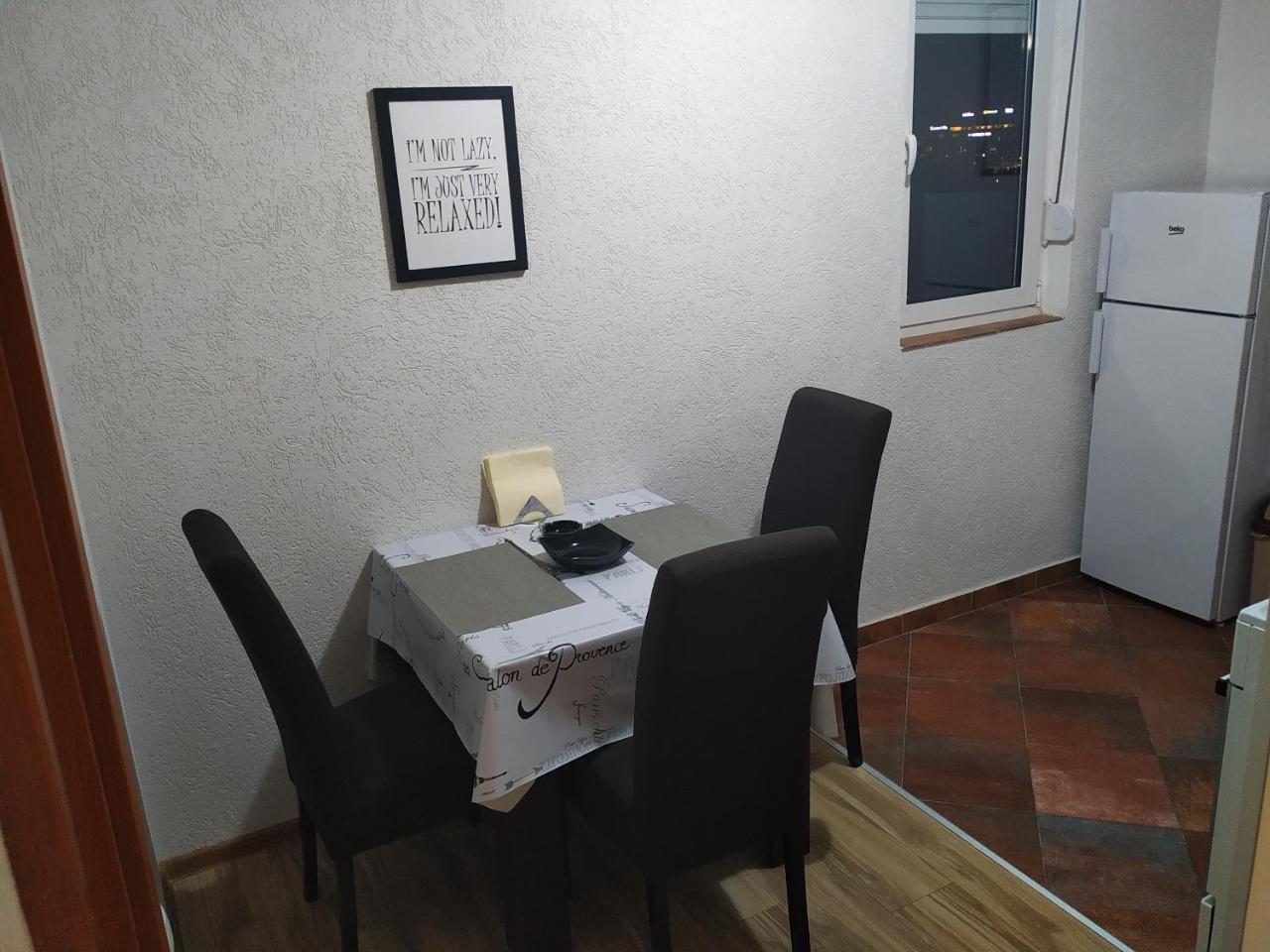 Apartment Dora Podgorica Exterior foto